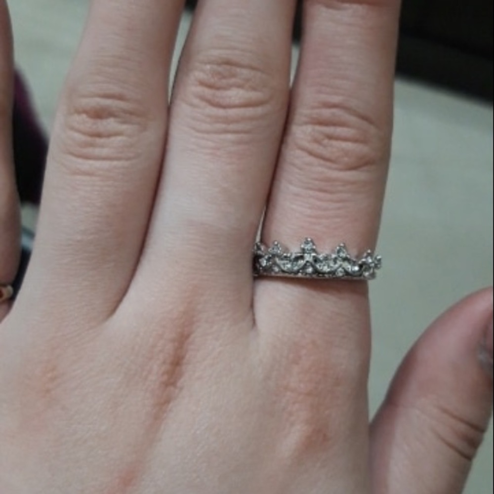 Crystal Crown Ring - Picture 3 of 6